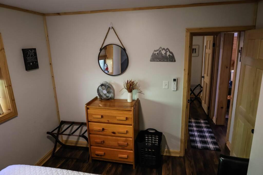 Cabin At The Cove At Watauga Lake Butler Екстер'єр фото